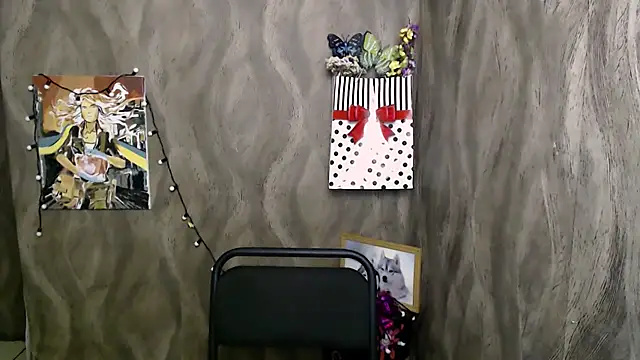 Snapshot of Linda_S_ chatting on 09-20-25, 07:09 Linda S  online show from 09-20-25, 07:09