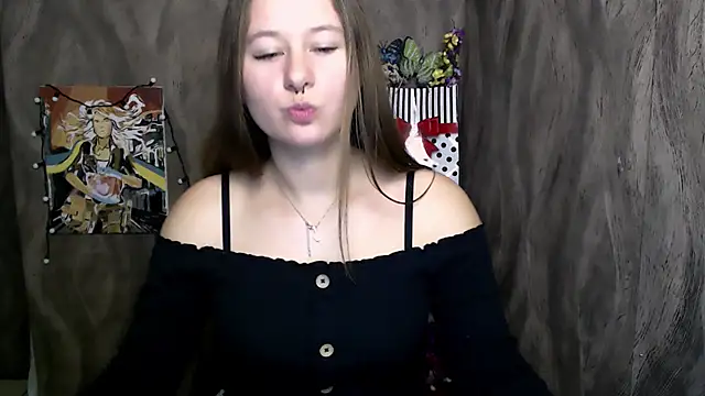 Snapshot of Linda_S_ chatting on 09-23-25, 09:12 Linda S  online show from 09-23-25, 09:12