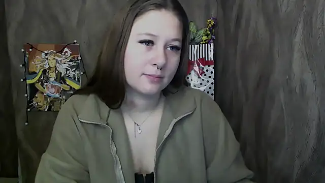 Snapshot of Linda_S_ chatting on 10-11-25, 09:30 Linda S  online show from 10-11-25, 09:30