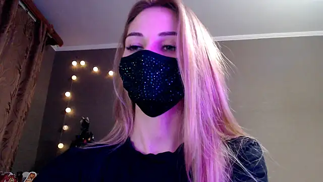 Iris lave online show from 12-19-25, 04:14