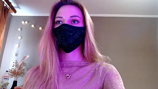 Iris lave online show from 04-22-26, 03:13