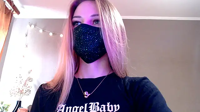 Iris lave online show from 04-24-26, 12:40