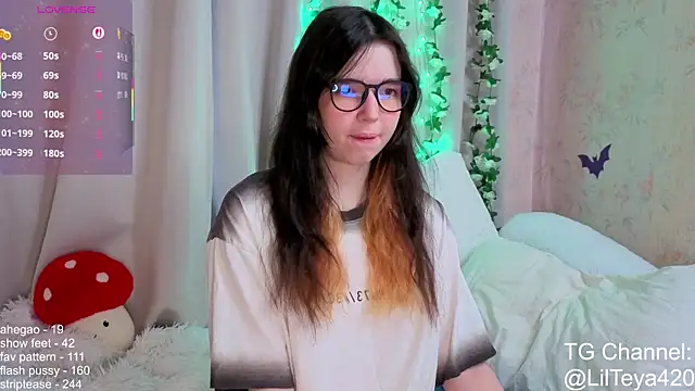 little Teya online show from 11-14-25, 10:25