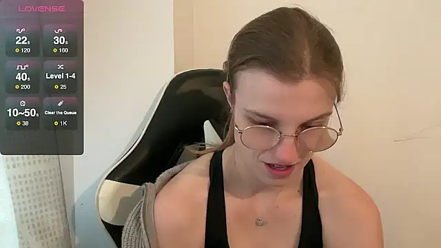 BustyKellyXXX online show from 11-10-25, 10:03