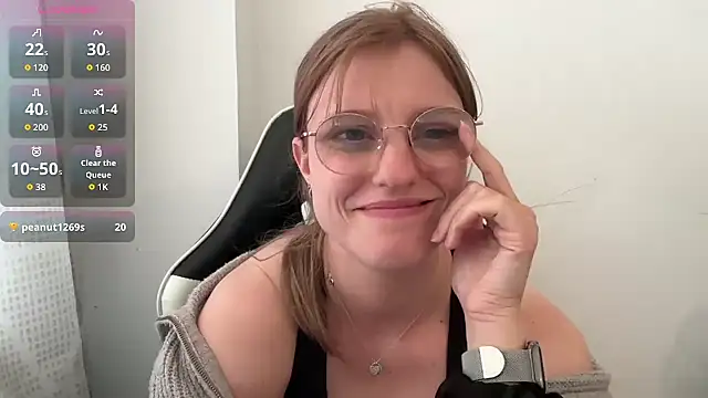 BustyKellyXXX online show from 06-10-26, 03:00