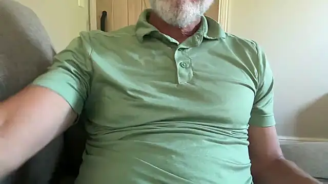 Snapshot of braselton06 chatting on 09-30-25, 05:07 braselton06 online show from 09-30-25, 05:07