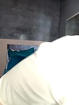 Moretl online show from 11-22-25, 08:19