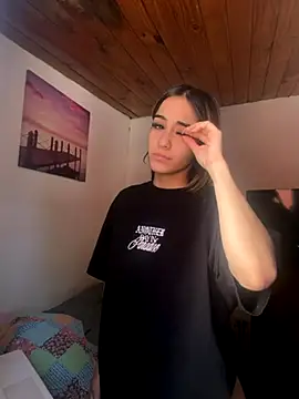 Snapshot of Babylovetiernax chatting on 11-14-25, 02:05 Babylovetiernax online show from 11-14-25, 02:05