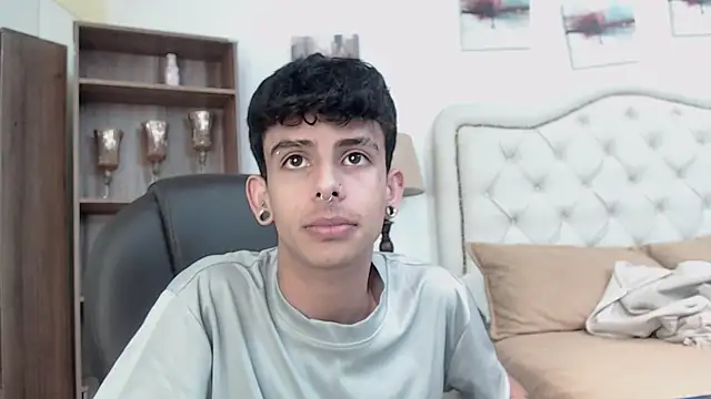 Ibratxandy online show from 04-23-26, 07:16