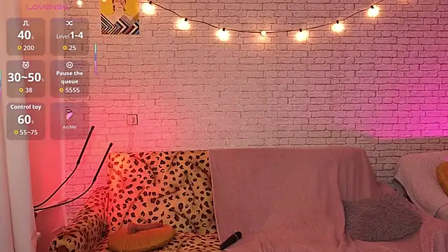 ReginaFoXXXy online show from 10-29-25, 08:27