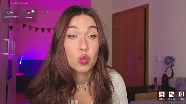 Snapshot of ReginaFoXXXy chatting on 05-27-26, 11:51 ReginaFoXXXy online show from 05-27-26, 11:51