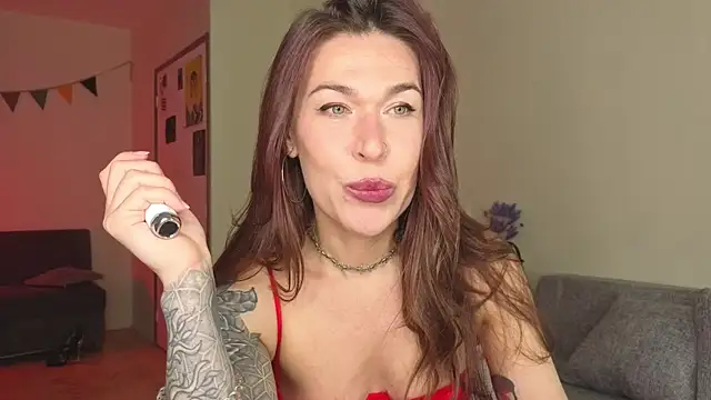 Snapshot of ReginaFoXXXy chatting on 06-03-26, 11:13 ReginaFoXXXy online show from 06-03-26, 11:13