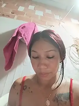 Snapshot of Rous-squir chatting on 06-14-26, 01:03 Rous-squir online show from 06-14-26, 01:03