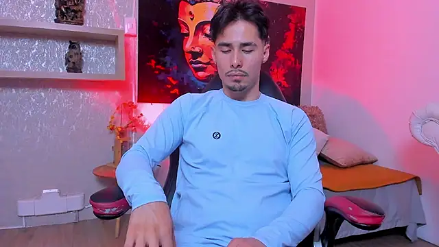 Snapshot of loghan_fox chatting on 10-07-25, 03:36 loghan fox online show from 10-07-25, 03:36