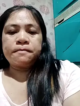 Snapshot of pinay_labb chatting on 06-06-26, 02:11 pinay labb online show from 06-06-26, 02:11