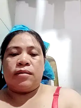 Snapshot of pinay_labb chatting on 06-07-26, 11:19 pinay labb online show from 06-07-26, 11:19