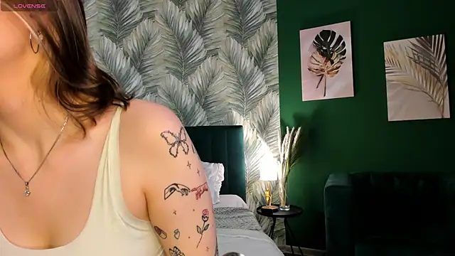 Kati Li online show from 09-24-25, 10:29