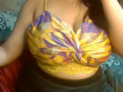 Snapshot of sassylisa chatting on 05-08-26, 11:54 sassylisa online show from 05-08-26, 11:54