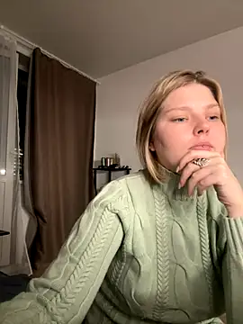 Snapshot of OpheliaRitz chatting on 11-29-25, 02:20 OpheliaRitz online show from 11-29-25, 02:20