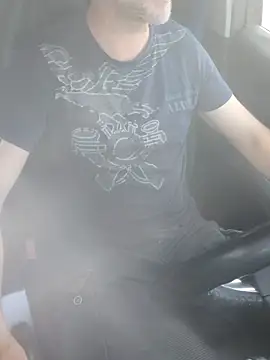 cazzoweb online show from 04-27-26, 03:43