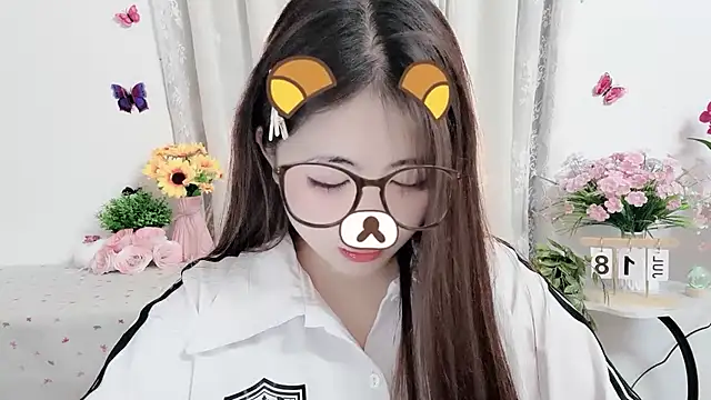 Amelia-babee online show from 07-20-26, 12:40