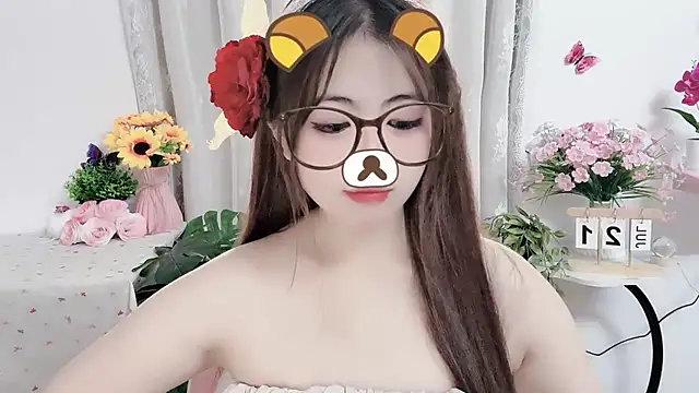 Amelia-babee online show from 07-22-26, 12:19
