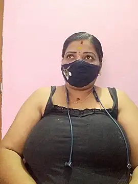 Snapshot of lathikaqueentamil chatting on 09-30-25, 04:45 lathikaqueentamil online show from 09-30-25, 04:45