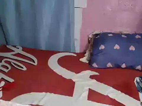 JuicyPussy4u online show from 10-23-25, 11:09