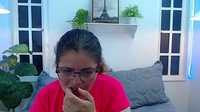 Linda banks  online show from 04-12-26, 01:54