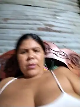 hotmom33 online show from 11-29-25, 02:25