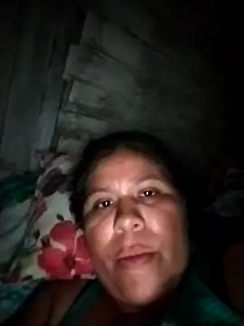 hotmom33 online show from 12-21-25, 09:11