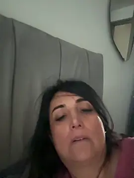 hotadhara01 online show from 11-19-25, 01:55