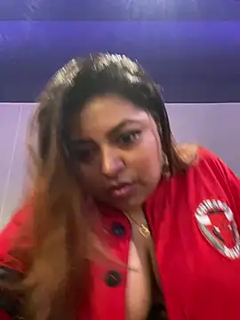 Hela Collins online show from 10-18-25, 05:03