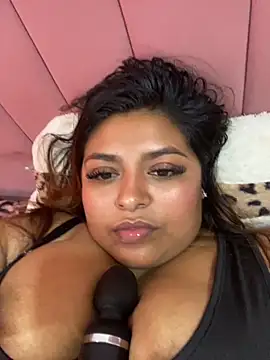 Hela Collins online show from 10-19-25, 11:22