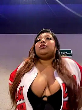 Hela Collins online show from 11-06-25, 08:43