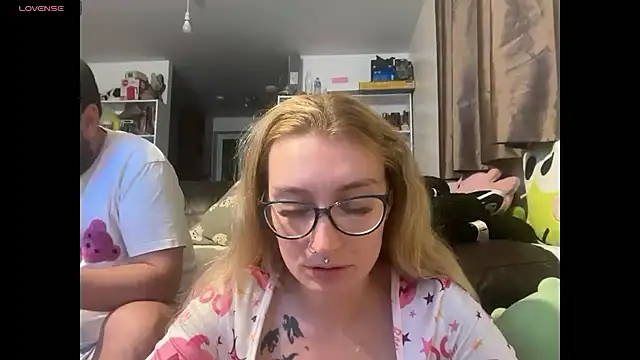 harleyblair online show from 11-03-25, 11:37