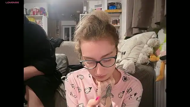 harleyblair online show from 04-16-26, 10:01