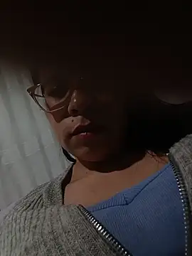 JenniferLegs online show from 10-29-25, 01:30