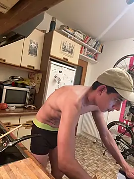 Snapshot of jim_dj chatting on 09-17-25, 06:09 jim dj online show from 09-17-25, 06:09