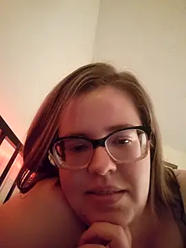 VeiledMuse online show from 04-20-26, 02:25