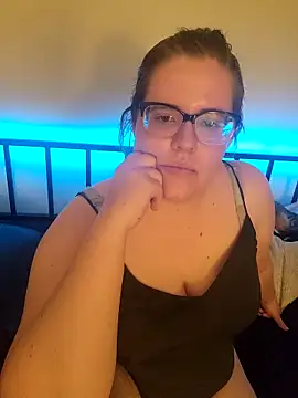 VeiledMuse online show from 04-27-26, 02:20