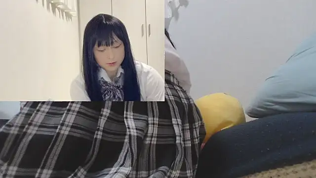 Mia032 online show from 09-21-25, 01:35