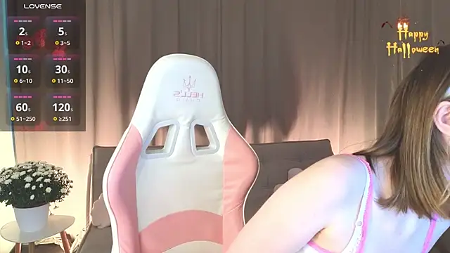 Snapshot of AlexsisFaee chatting on 11-01-25, 09:06 AlexsisFaee online show from 11-01-25, 09:06