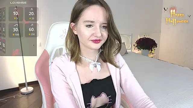 Snapshot of AlexsisFaee chatting on 11-02-25, 09:39 AlexsisFaee online show from 11-02-25, 09:39