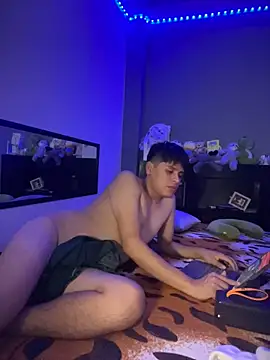 Snapshot of Kailertwink chatting on 05-01-26, 03:33 Kailertwink online show from 05-01-26, 03:33