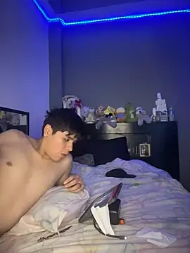 Snapshot of Kailertwink chatting on 06-02-26, 01:40 Kailertwink online show from 06-02-26, 01:40
