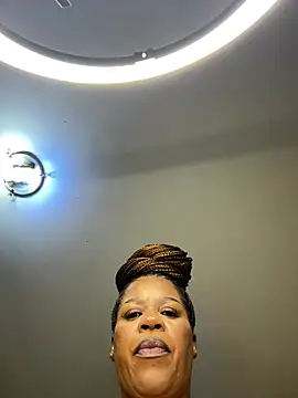 THICKBUNNYCHICKxxx online show from 03-25-26, 08:04