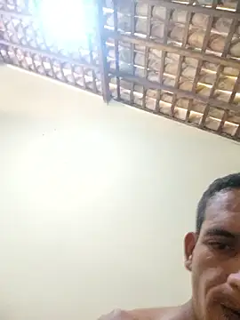 Snapshot of Red2TZ chatting on 03-08-26, 11:36 Red2TZ online show from 03-08-26, 11:36