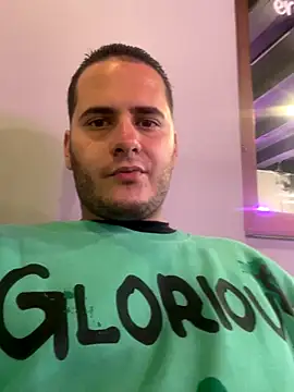 Snapshot of Pablo_EscobarGomez chatting on 12-17-25, 11:33 Pablo EscobarGomez online show from 12-17-25, 11:33