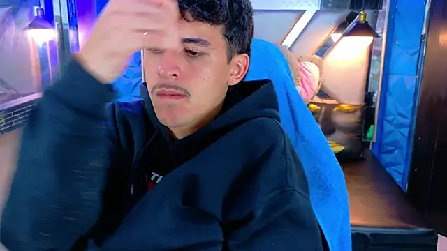 Snapshot of Alan_Del_Reyx chatting on 09-23-25, 08:50 Alan Del Reyx online show from 09-23-25, 08:50